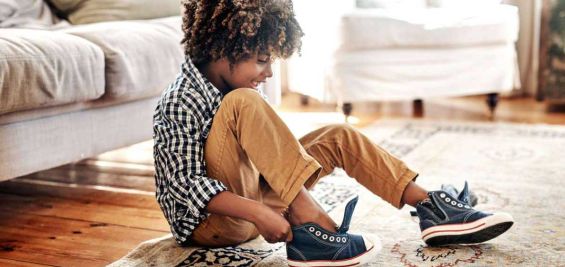 Ένδυση/Απόδυση. Τυπική ανάπτυξη, Περιορισμοί και Ρόλος Εργοθεραπευτή