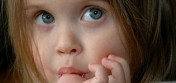 Η σχέση της χρήσης μπιμπερό και άλλων στοματικών έξεων στην ανάπτυξη της ομιλίας