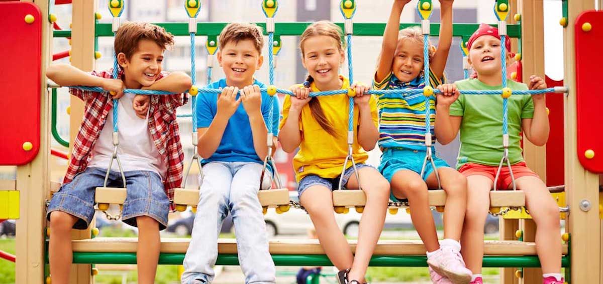 raising happy kids f4374e4d